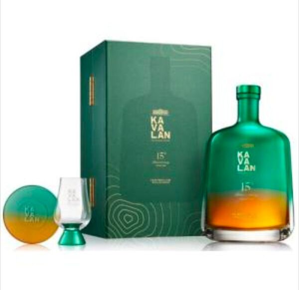 カバラン 15周年記念ボトル 2009 エクスバーボン カスクストレングス 専用箱付き 750ml 50%-54%