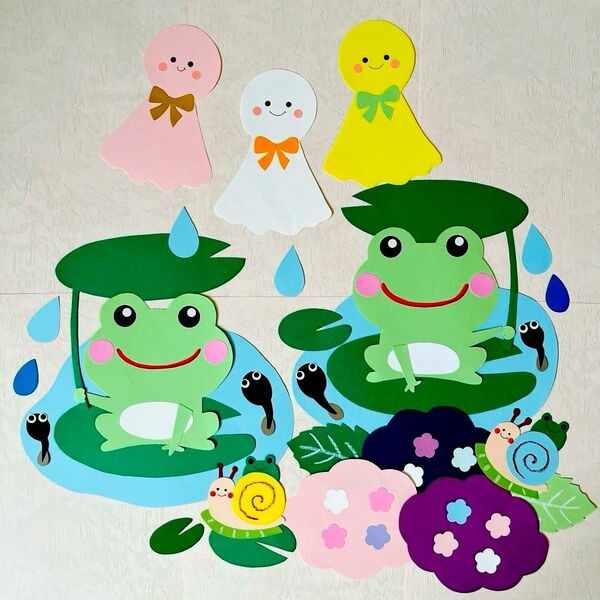 壁面飾り 6月 梅雨 あじさい かえる 夏 てるてるぼうず かたつむり 保育園 幼稚園 施設 画用紙