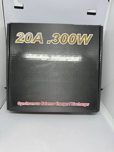 HobbyNet 0620 300W 20A ミニ四駆 ラジコン 充電器