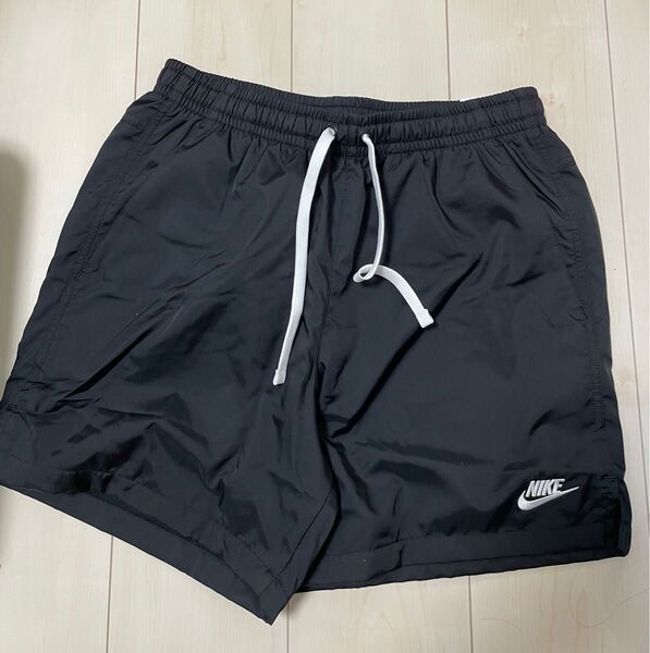 新品未使用 NIKE ショートパンツ ハーフパンツ ナイキ