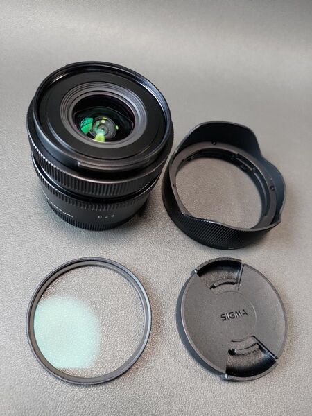 sigma 17mm f4 dg dn sony Eマウント (フィルター付き)
