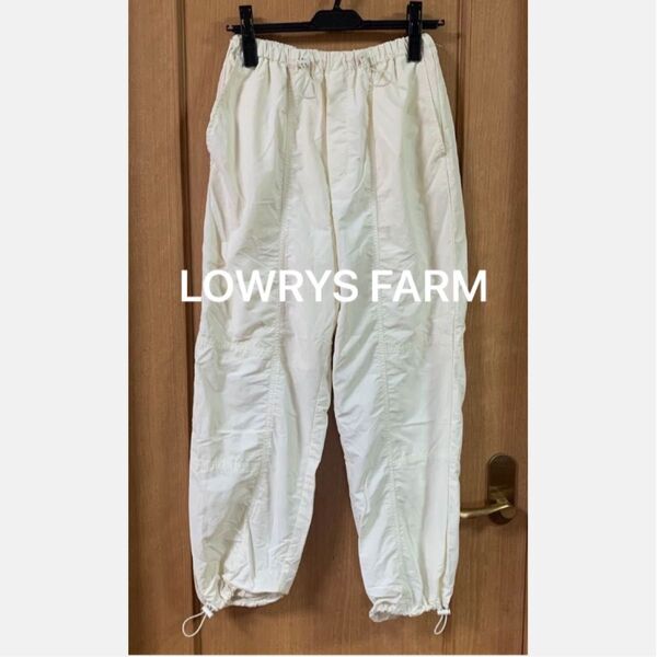 Yフ・LOWRYS FARM ローリーズファーム パンツ ホワイト ドローコード付き イージーパンツ ウエストゴム ジョガーパンツ