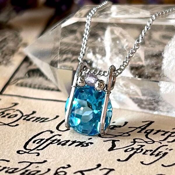 ブルー濃いめ♪スイスブルートパーズ☆ワイヤーラップ ジュエリーワーク ハンドメイド ネックレス