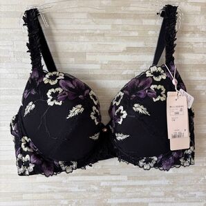 「D85」トリンプ フロラーレ トルコキキョウの花 ブラジャー 黒