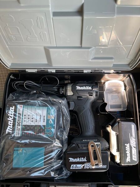 makita マキタ インパクトドライバー 18V バッテリー2個 充電器 箱セット