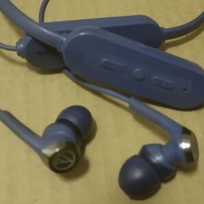 SOLID BASS ATH-CKS330XBT a