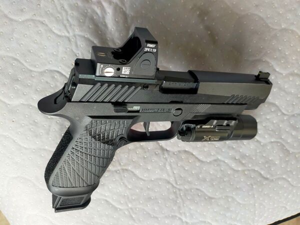 SIG VFC M17 CO2 GBB 動作良好 今週末限定価格です