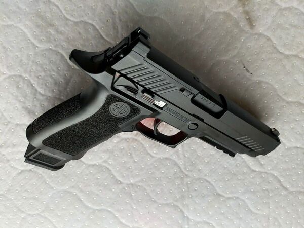 SIG VFC M17 GBB 動作良好