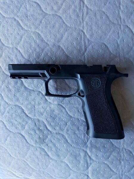 SIG M17 M18 カスタム アンダーフレーム Xキャリー
