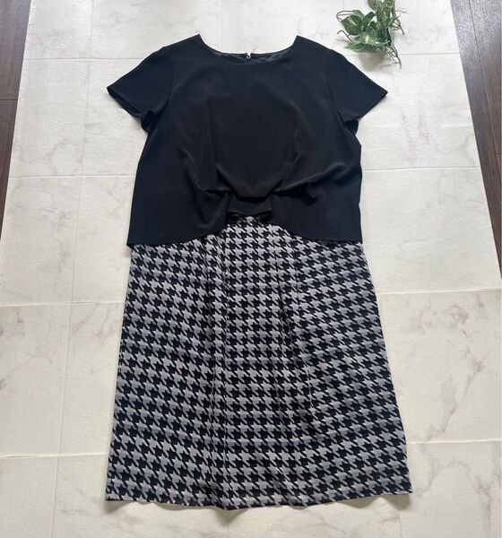 極美品 UNTITLED ドッキングロングワンピース 大きいサイズ44 黒 3L