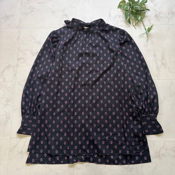 美品 green label relaxing ハイネック リボン ブラウス