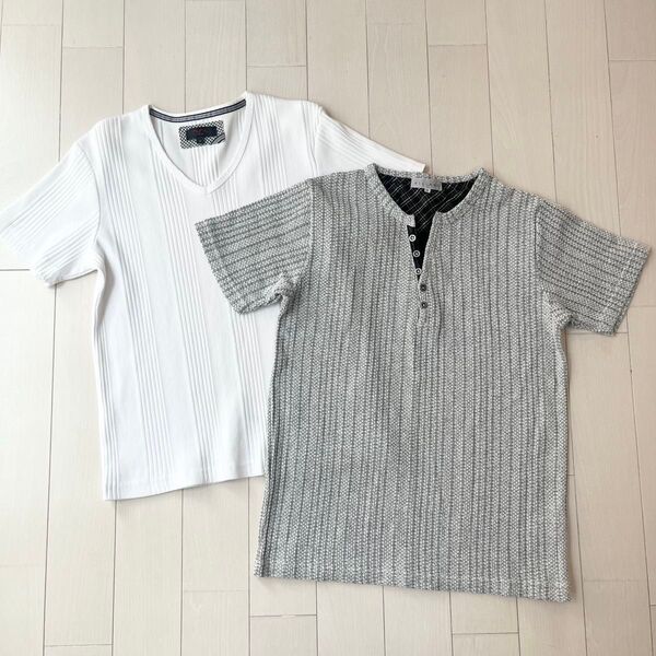 アベイル購入 グレー ヘンリーネックTシャツ ホワイト VネックTシャツ M2枚