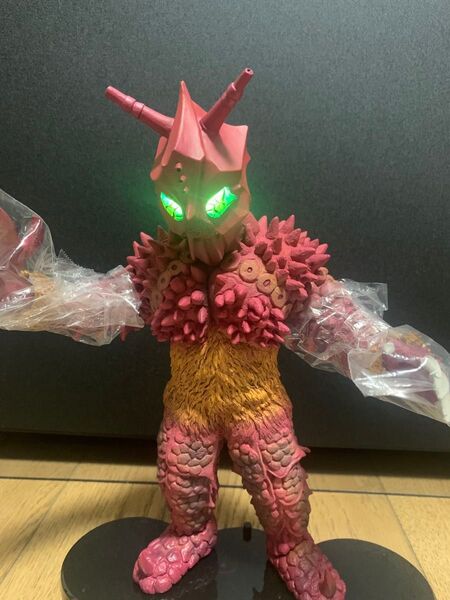 少年リック エクスプラス 大怪獣シリーズ 巨大ヤプール 少年リック限定「発光ギミック内蔵」開封品 ウルトラマンエース