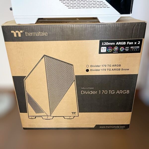 Thermaltake Divider 170 TG ARGB Snow PCケース