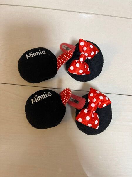 2個セット ディズニー カチューシャ ミニー ピンタイプ お揃いにどうぞ
