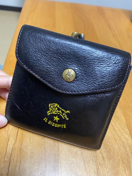 IL BISONTE イルビゾンテ 二つ折り財布 ブラック レザー がま口