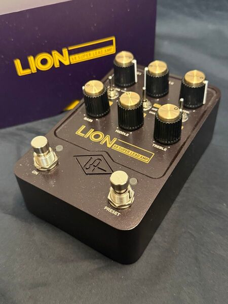 Uafx lion