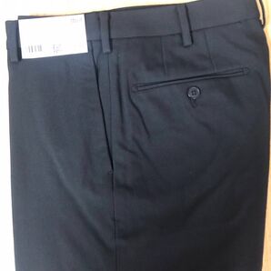 【新品未使用】ユニクロ 2WAYストレッチパンツ