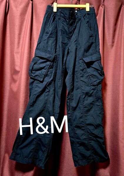 H&Mブラック カーゴパンツ38