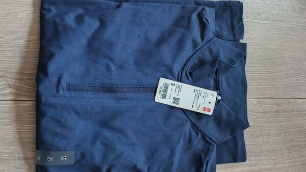 ユニクロSサイズ ブルー ドライEX UVカットハーフジップ長袖Tシャツ