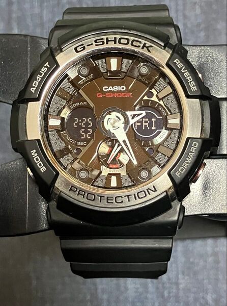 稼働品 CASIO カシオ G-SHOCK Gショック GA-200-1AJF 高輝度LEDライト ビッグフェイス