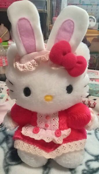 ハローキティぬいぐるみ