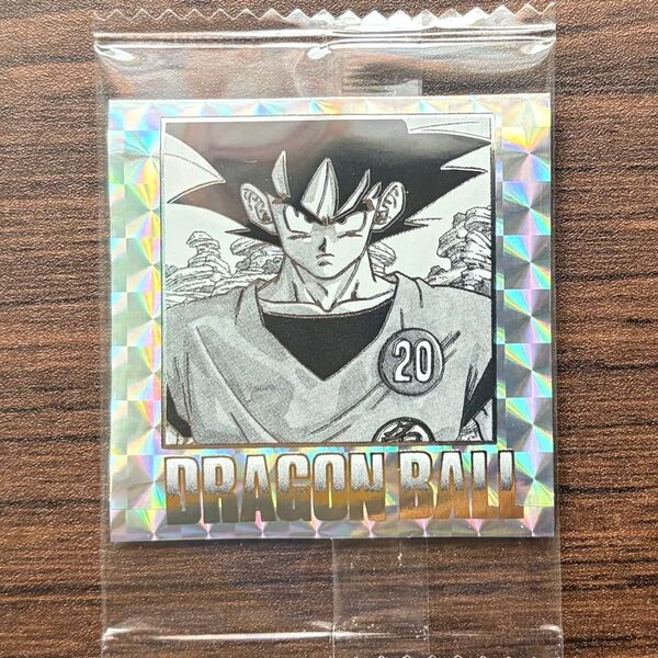 在庫3 まとめ値下げ歓迎 ドラゴンボール 40周年記念 シールウエハース 20巻 悟空 ブルマ 悟飯 セル 魔人ブウ ベジータ