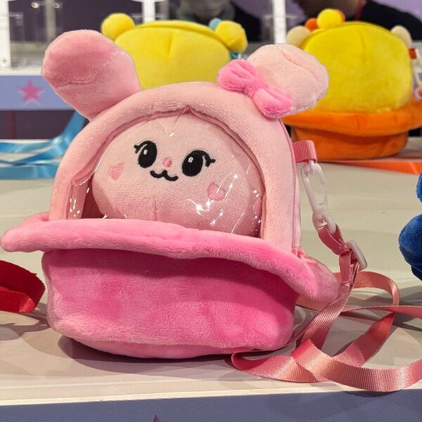 NiziU ポップアップ 渋谷 ポシェット ピョンピョン ミイヒ