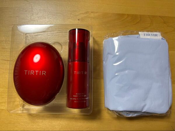 TIRTIR マスクフィットレッドクッション 21N アイボリー18g、マスクフィットメイクアップフィックサー MINIとポーチ