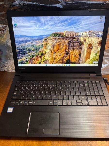dynabook AZ55/GB 8世代 i7 8G/ HDD 1000GB/ 15.6/Win11&Office2021付き