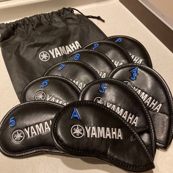 YAMAHA ヘッドカバー