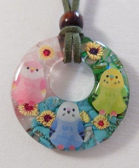 インコちゃんかわいい夏レジンアクセサリー★天然石レジンネックレスインコ インコアクセサリー かわいいネックレス 鳥