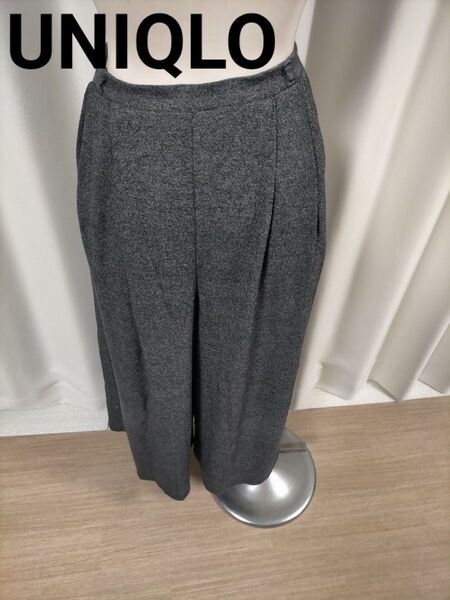 ユニクロ パンツ グレー