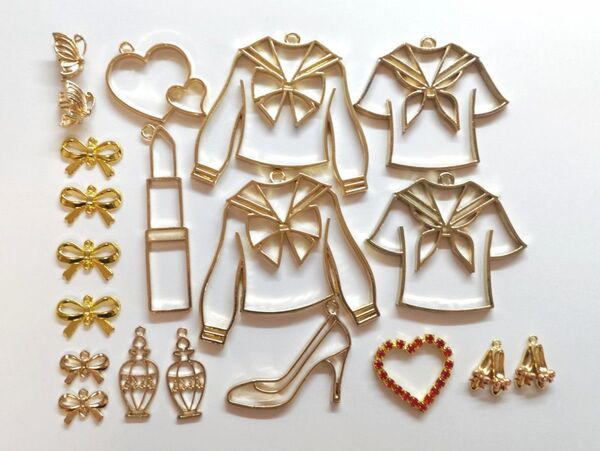 訳あり B品 空枠&チャーム 女の子系 mix 20個 ※注意事項有り