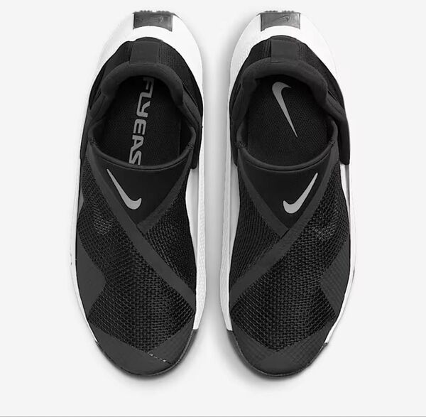 NIKE ゴーフライイーズ ブラック ホワイト 黒 白