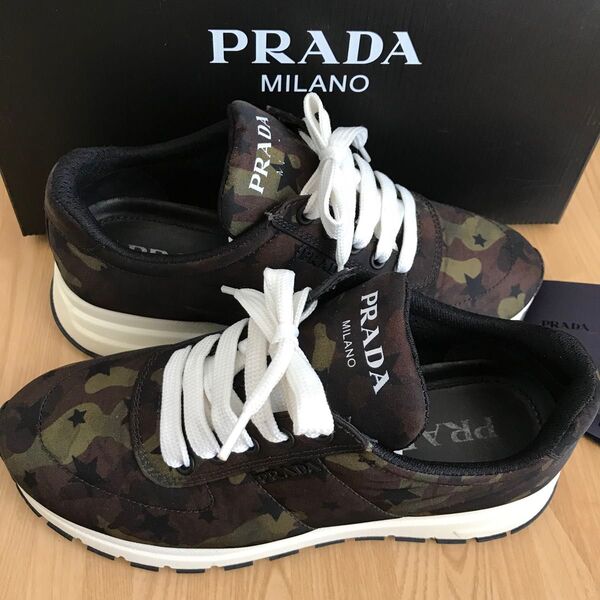 美品 PRADA プラダ スニーカー レディース 24.5㎝ 37ハーフ