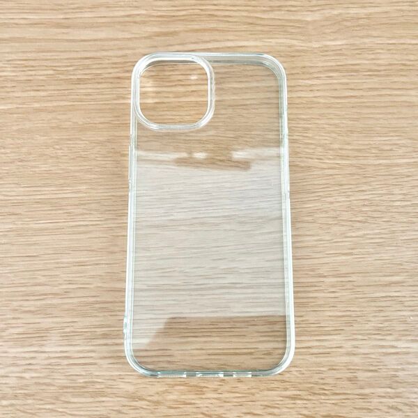 ダイソー iPhone15用ソフトクリアケース