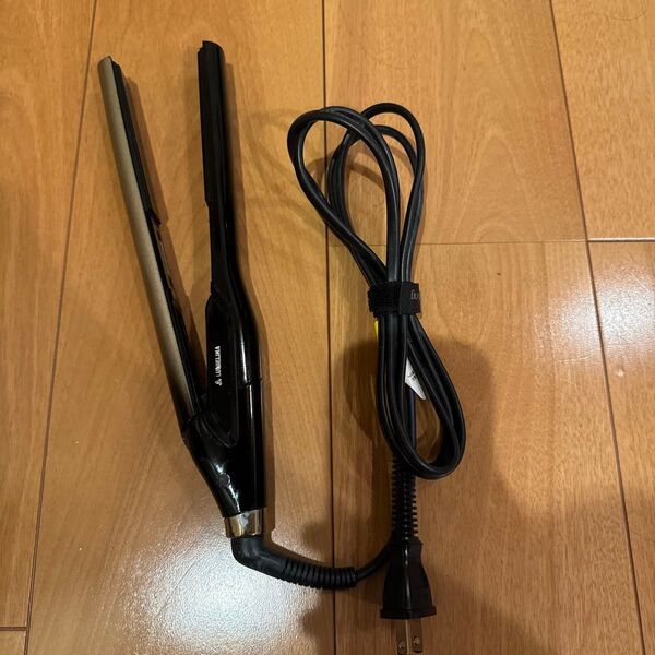 ヘアビューロン ストレートアイロン 4D Plus