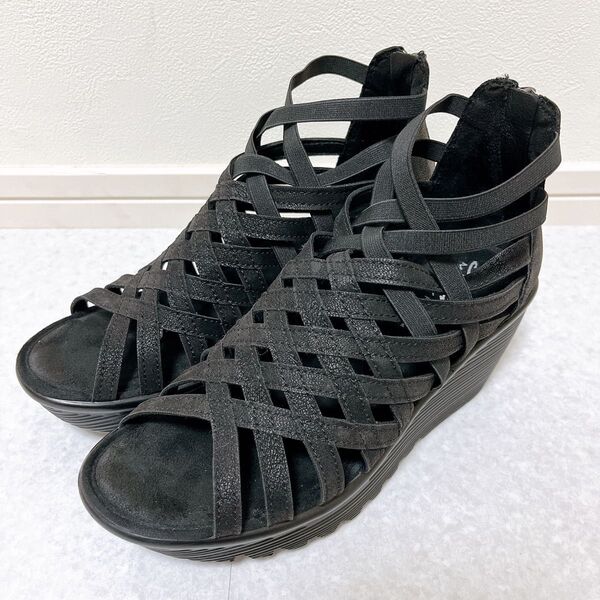 【美品】スケッチャーズ グラディエーター サンダル 23 厚底 黒 編み込み