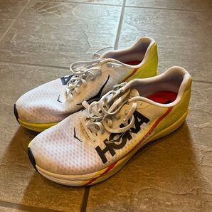 HOKA ロケットX ランニングシューズ