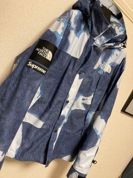 SUPREME × The North Face 『Bleached Denim Mountain Jacket』