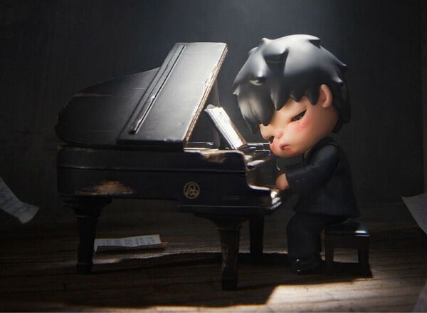 popmart HIRONO The Pianist