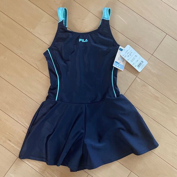 新品未使用 FILA 水着 紺 ワンピースキュロットタイプ ネイビー スクール水着 160サイズ