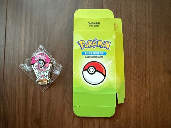韓国 ロッテワールド LOTTEWORLD ポケモン ポケットモンスター バッジ ニンフィア ブイズ イーブイ