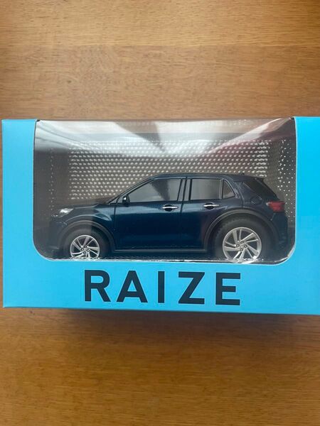 プルバックカー ミニカー トヨタ ライズ RAIZE レーザーブルークリスタルシャイン 非売品ミニカー