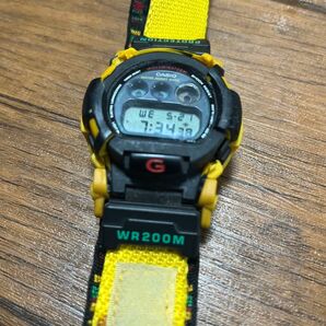 CASIO 腕時計 イエロー ラスタカラーベルト