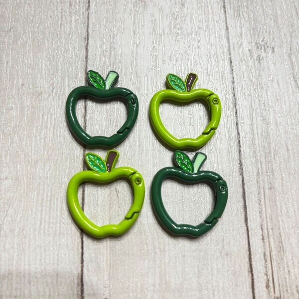 青りんご りんごカラビナ カラビナ ミセス ミセスグリーンアップル Mrs. GREEN APPLE フルーツ型