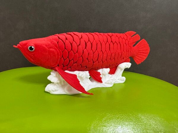 3Dプリント 赤いアロワナ 台座 飾り 縁起物 金運 工芸品