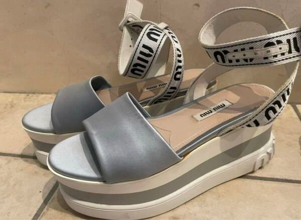 ミュウミュウ MIU MIU プラットフォームサンダル