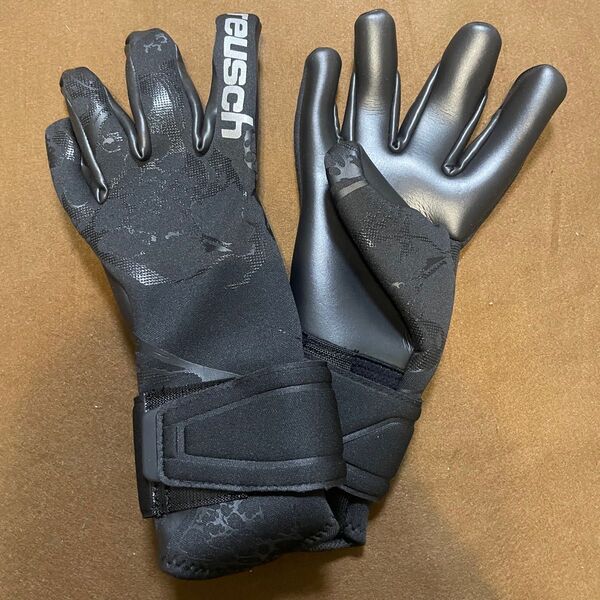 ロイシュ reusch ピュアコンタクト インフィニティ キーパーグローブ 10 ロイッシュ ブラック